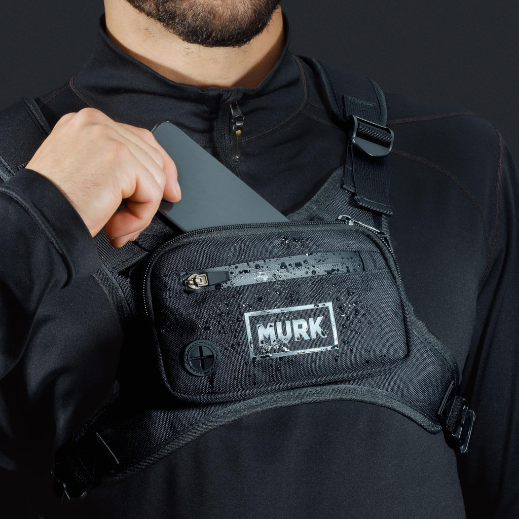 Water-Resistant Running Chest Pack with Reflective Detail